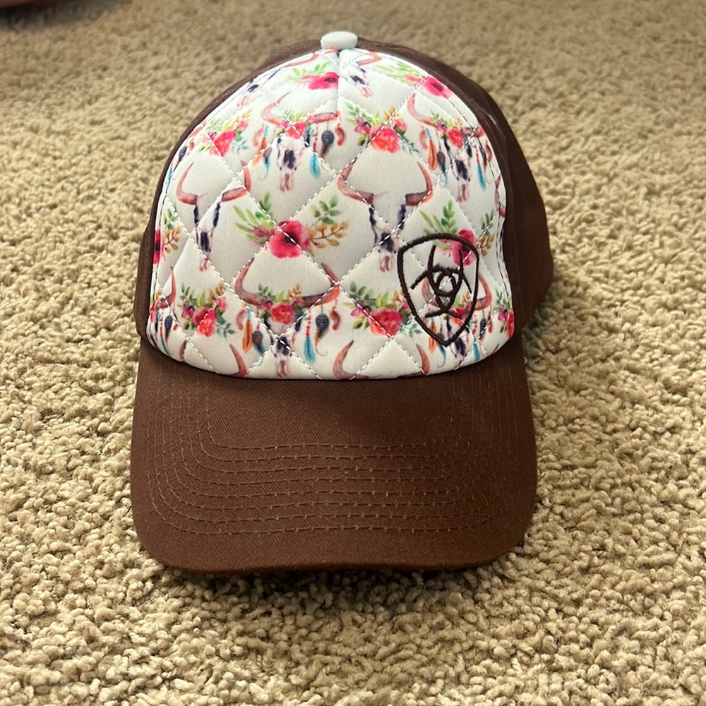 Ariat hat